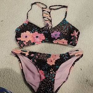 Xhilderation patterned swim suit